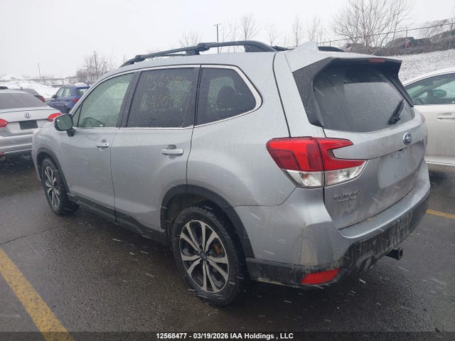 Subaru Forester 2019 JF2SKEUC6KH414099 Image 3
