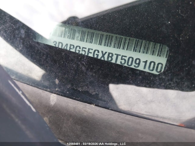12568481 :رقم المزاد ، 3D4PG5FGXBT509100 vin ، 2011 Dodge Journey Sxt مزاد بيع