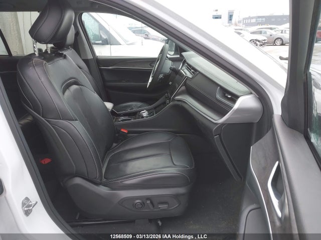 1C4RJHBG1PC556744 Jeep Grand Cherokee Limited