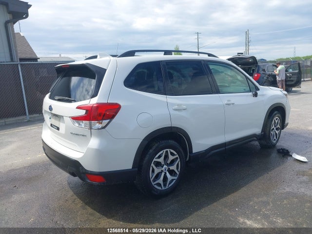 Продаж на аукціоні авто 2021 Subaru Forester Convenience, vin: JF2SKEFC1MH448516, номер лоту: 12568514