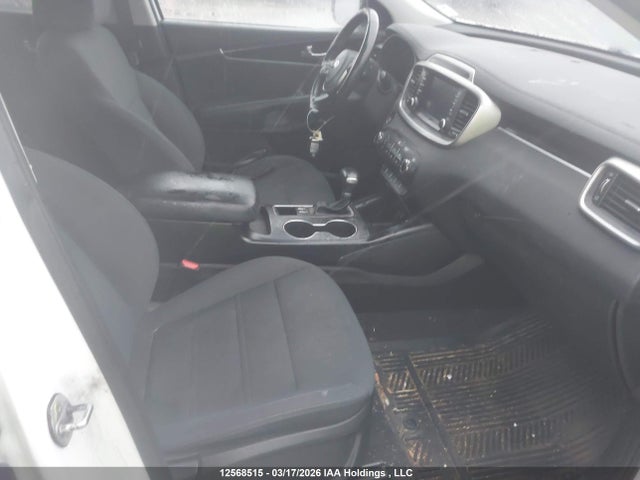 5XYPGDA32KG470697 KIA Sorento 2.4l Lx