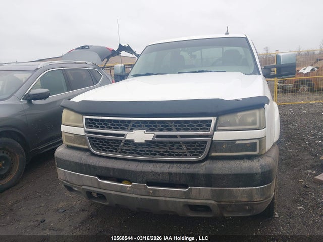 2005 Chevrolet Silverado 2500hd Ls/lt მანქანა იყიდება აუქციონზე, vin: 1GCHK23285F822099, აუქციონის ნომერი: 12568544