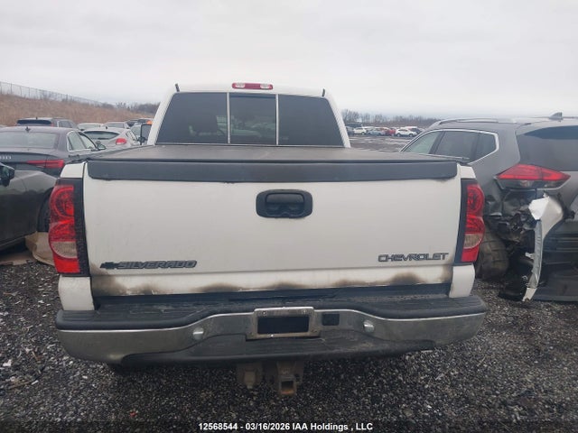 2005 Chevrolet Silverado 2500hd Ls/lt მანქანა იყიდება აუქციონზე, vin: 1GCHK23285F822099, აუქციონის ნომერი: 12568544