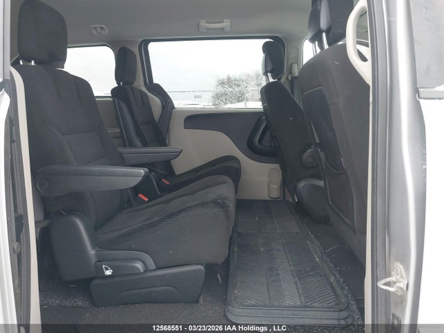 2C4RDGBG5HR561049 Dodge Grand Caravan Se