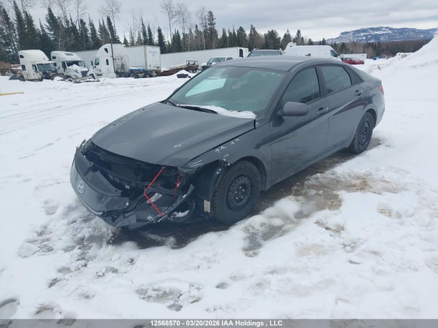 KMHLM4DG9RU696598 Hyundai Elantra Essential
