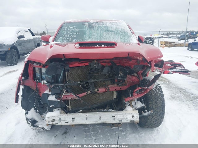 5TFDZ5BN6JX033476 Toyota Tacoma Dbl Cab/sr5/trd Sport/or