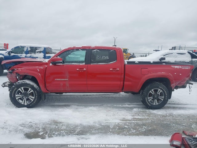 5TFDZ5BN6JX033476 Toyota Tacoma Dbl Cab/sr5/trd Sport/or