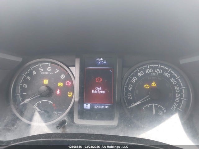 5TFDZ5BN6JX033476 Toyota Tacoma Dbl Cab/sr5/trd Sport/or
