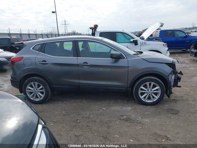 JN1BJ1CP3HW021361 Nissan Rogue Sport S/sv/sl