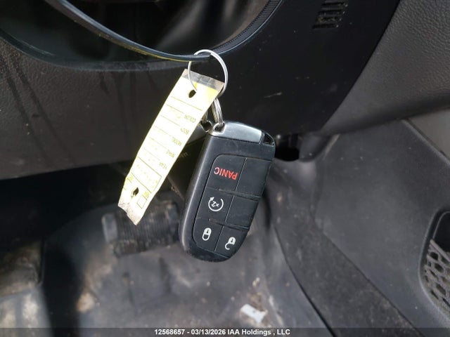 12568657 :رقم المزاد ، 3C4PDCCG4FT673477 vin ، 2015 Dodge Journey Sxt/limited مزاد بيع