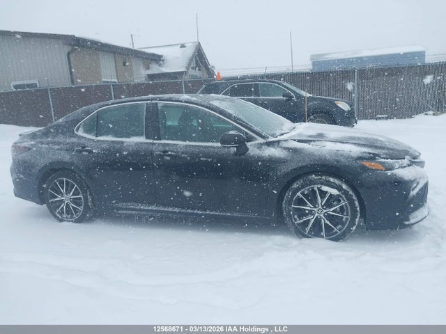4T1B21HK9RU021185 Toyota Camry Xle/se