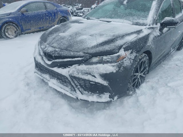 4T1B21HK9RU021185 Toyota Camry Xle/se