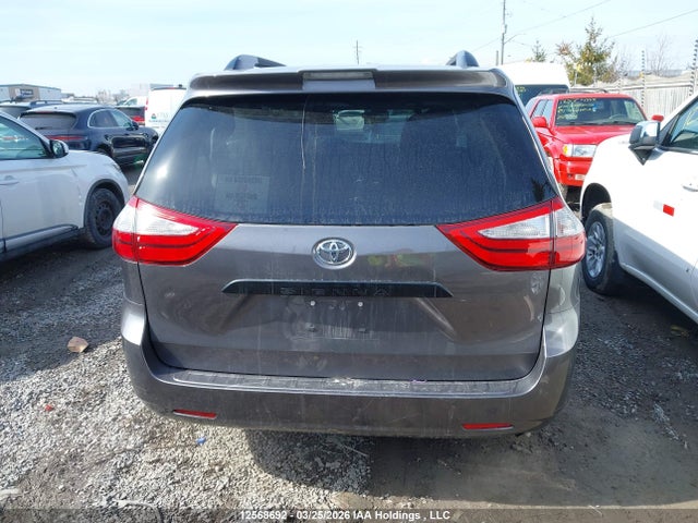 Aukcja sprzedaży 2018 Toyota Sienna 7-passenger, vin: 5TDZZ3DC5JS945849, numer aukcji: 12568692