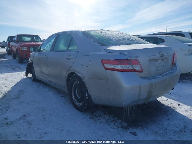 12568696 :رقم المزاد ، 4T1BF3EK1AU079428 vin ، 2010 Toyota Camry Le مزاد بيع