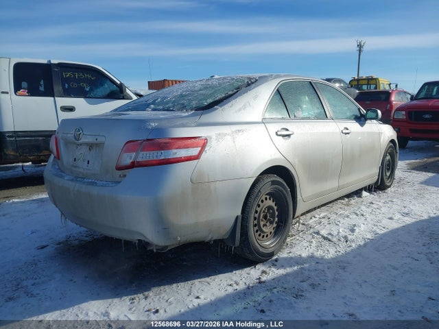 12568696 :رقم المزاد ، 4T1BF3EK1AU079428 vin ، 2010 Toyota Camry Le مزاد بيع