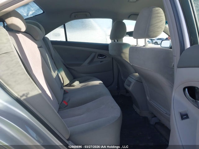 12568696 :رقم المزاد ، 4T1BF3EK1AU079428 vin ، 2010 Toyota Camry Le مزاد بيع