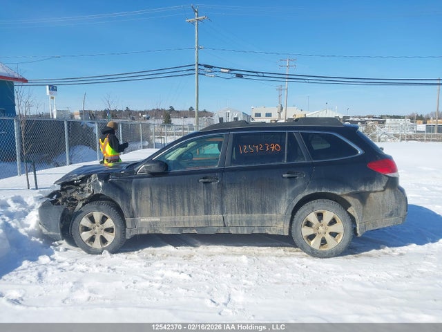 2011 Subaru Outback 3.6 R Limited Package მანქანა იყიდება აუქციონზე, vin: 4S4BRJLC2B2318327, აუქციონის ნომერი: 12542370