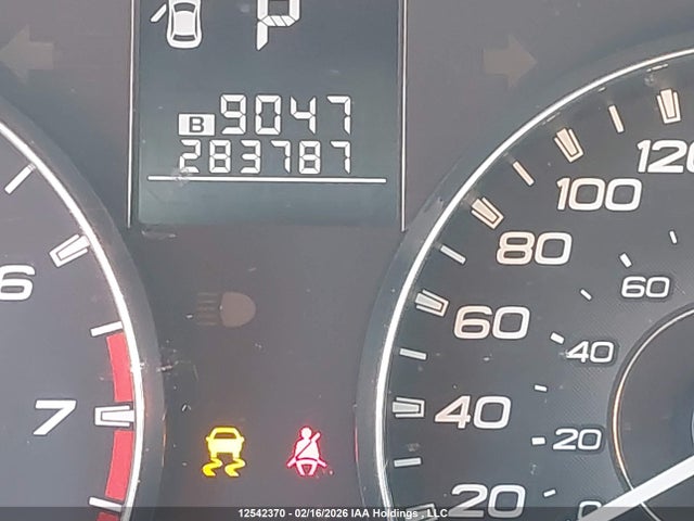 2011 Subaru Outback 3.6 R Limited Package მანქანა იყიდება აუქციონზე, vin: 4S4BRJLC2B2318327, აუქციონის ნომერი: 12542370