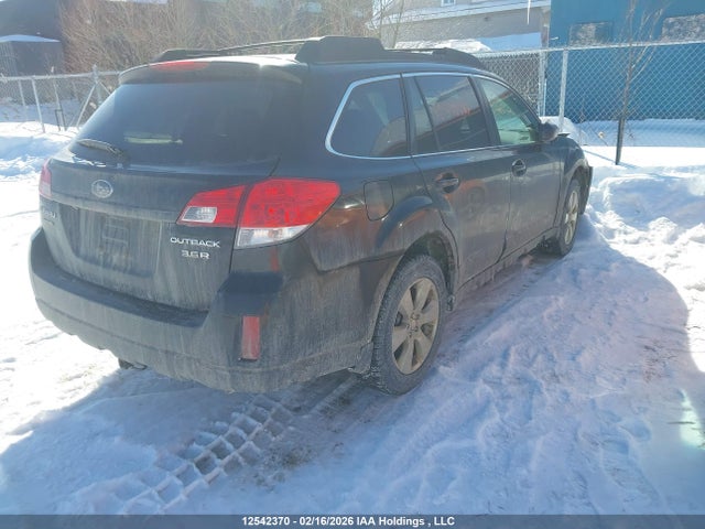 2011 Subaru Outback 3.6 R Limited Package მანქანა იყიდება აუქციონზე, vin: 4S4BRJLC2B2318327, აუქციონის ნომერი: 12542370