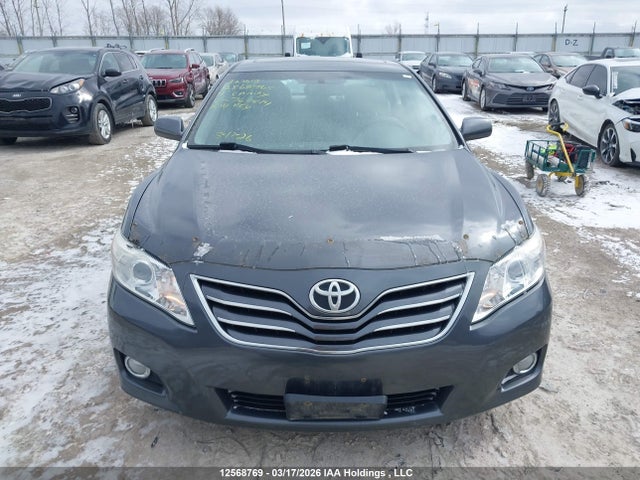 Aukcja sprzedaży 2011 Toyota Camry, vin: 4T1BF3EK7BU769914, numer aukcji: 12568769