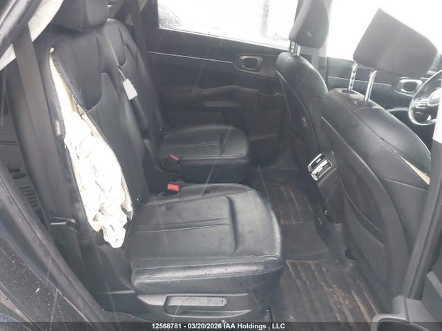KNDRGDJG1S5304627 KIA SORENTO EX