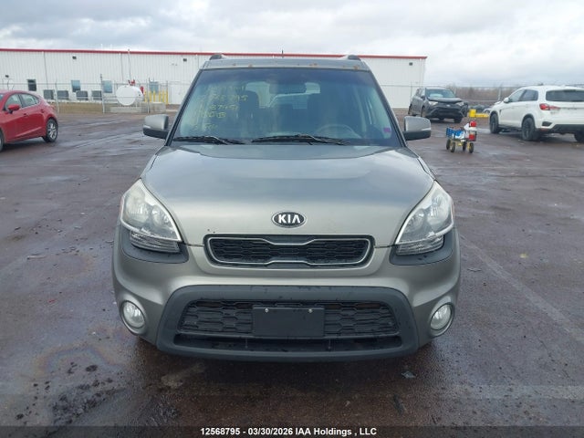 12568795 :رقم المزاد ، KNDJT2A66D7637451 vin ، 2013 Kia Soul 2u مزاد بيع