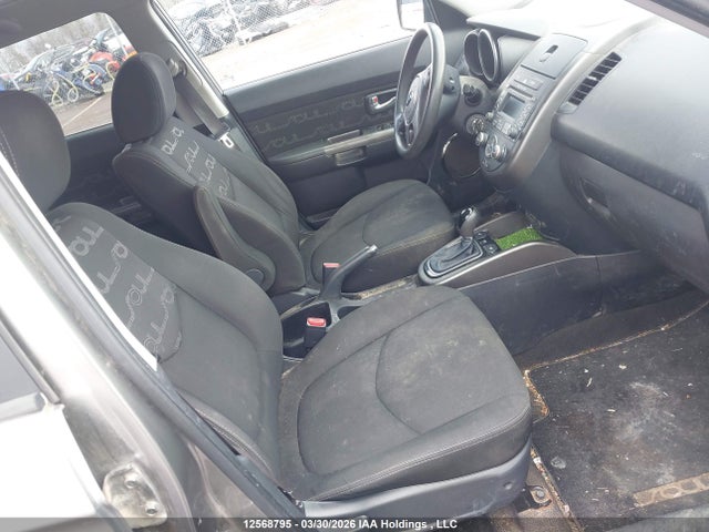 12568795 :رقم المزاد ، KNDJT2A66D7637451 vin ، 2013 Kia Soul 2u مزاد بيع