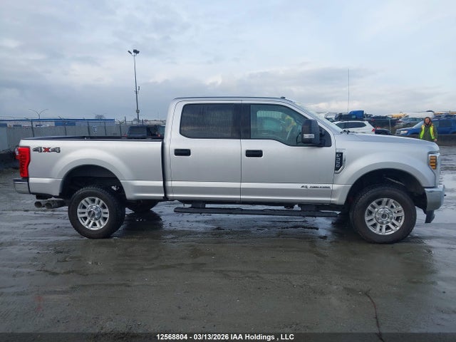 1FT8W3BT9KEG26629 Ford F-350 Xlt