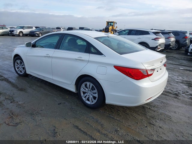 Продажа на аукционе авто 2013 Hyundai Sonata Gls, vin: 5NPEB4ACXDH565414, номер лота: 12568811