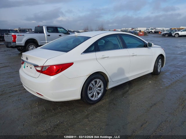 Продажа на аукционе авто 2013 Hyundai Sonata Gls, vin: 5NPEB4ACXDH565414, номер лота: 12568811
