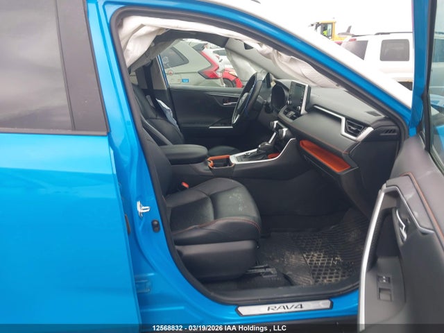 12568832 :رقم المزاد ، 2T3J1RFV4MW165561 vin ، 2021 Toyota Rav4 مزاد بيع