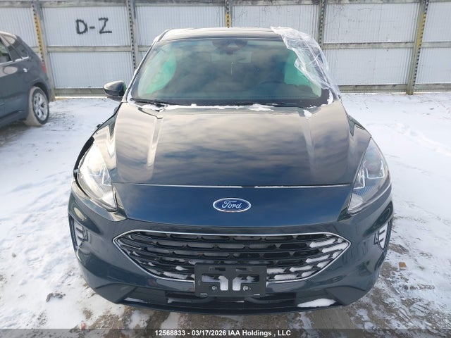 1FMCU9G60NUA50568 Ford ESCAPE SE