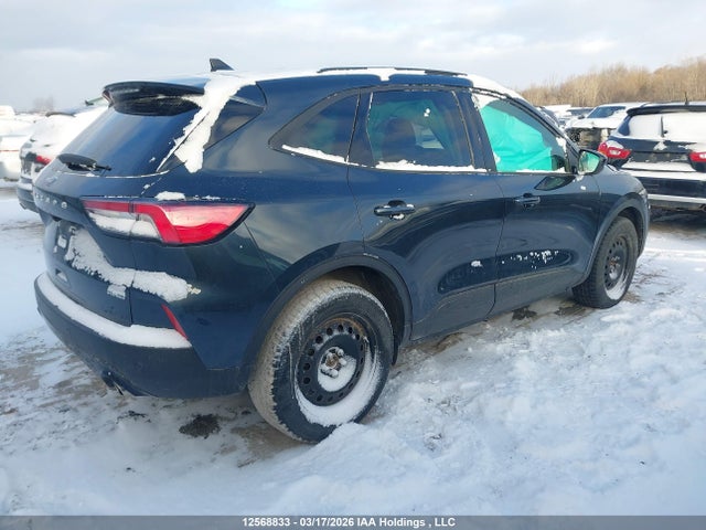 1FMCU9G60NUA50568 Ford ESCAPE SE