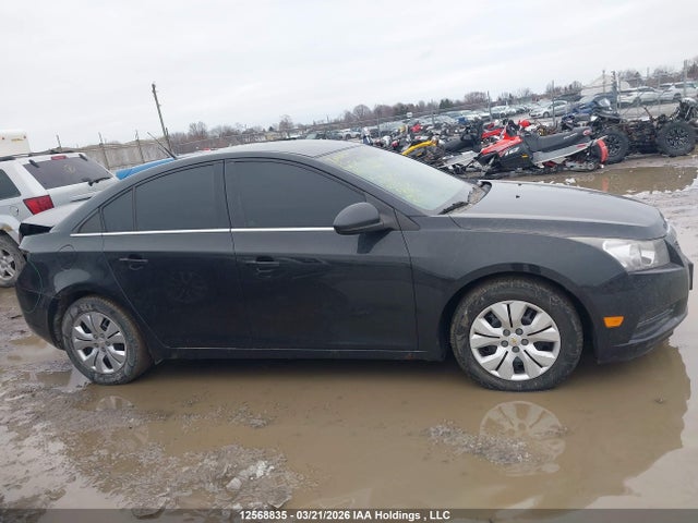 1G1PC5SB2E7282439 Chevrolet Cruze