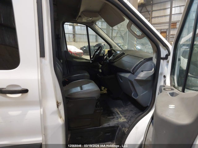 12568846 :رقم المزاد ، 1FTNE2CM5FKA95945 vin ، 2015 Ford Transit-150 مزاد بيع