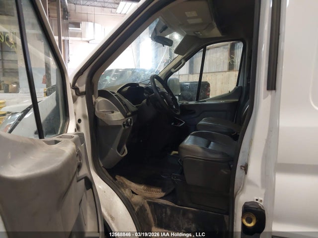 12568846 :رقم المزاد ، 1FTNE2CM5FKA95945 vin ، 2015 Ford Transit-150 مزاد بيع