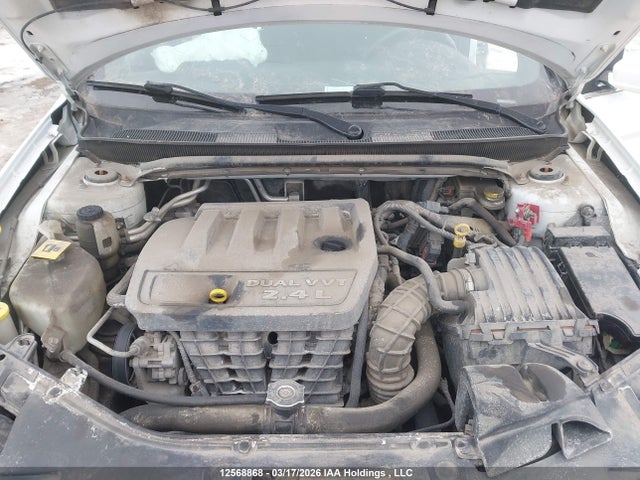 Продажа на аукционе авто 2013 Chrysler 200 Lx, vin: 1C3CCBAB9DN558894, номер лота: 12568868