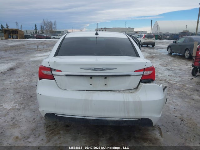 Продажа на аукционе авто 2013 Chrysler 200 Lx, vin: 1C3CCBAB9DN558894, номер лота: 12568868