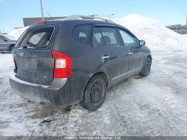12568871 :رقم المزاد ، KNAHH8A85B7363352 vin ، 2011 Kia Rondo Ex/ex-premium مزاد بيع