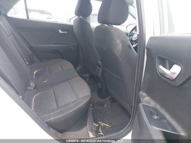 3KPA25AB0JE019779 KIA Rio Lx/lx+