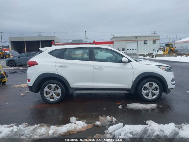 12568896 :رقم المزاد ، KM8J2CA44HU455824 vin ، 2017 Hyundai Tucson Se مزاد بيع