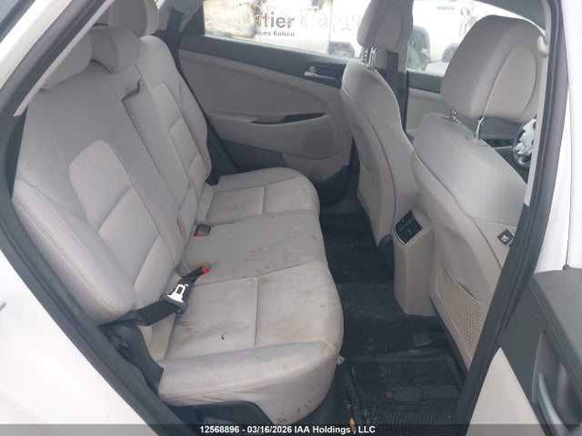 12568896 :رقم المزاد ، KM8J2CA44HU455824 vin ، 2017 Hyundai Tucson Se مزاد بيع