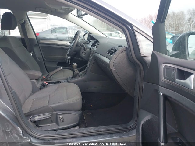 3VWA17AU9HM502555 Volkswagen Golf Sportwagen 1.8 Tsi Comfortline/1.8 Tsi Trendline