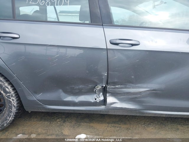 3VWA17AU9HM502555 Volkswagen Golf Sportwagen 1.8 Tsi Comfortline/1.8 Tsi Trendline