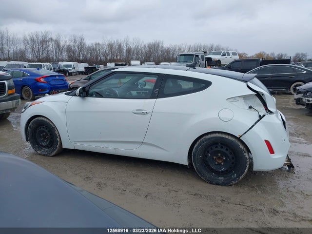 Продажа на аукционе авто 2015 Hyundai Veloster Tech, vin: KMHTC6AD5FU240439, номер лота: 12568916