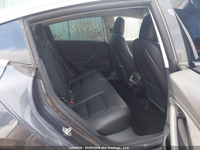 12568930 :رقم المزاد ، 5YJ3E1EA9KF422634 vin ، 2019 Tesla Model 3 مزاد بيع