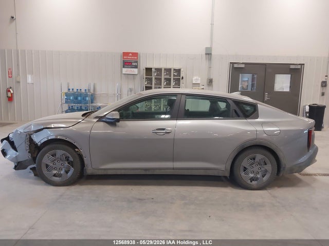 2025 Kia K4 Lx/lxs მანქანა იყიდება აუქციონზე, vin: 3KPFT4DE7SE129717, აუქციონის ნომერი: 12568938