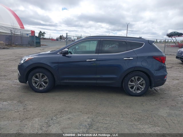 5XYZUDLB0HG476223 Hyundai Santa Fe Sport 2.4 Premium