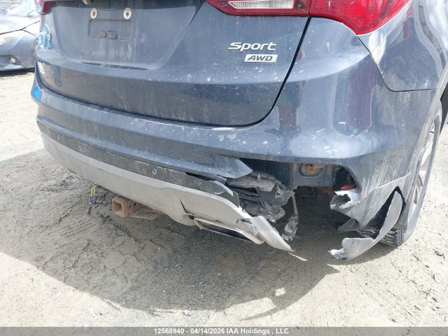 5XYZUDLB0HG476223 Hyundai Santa Fe Sport 2.4 Premium