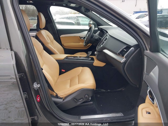 YV4A22PK2J1374426 Volvo XC90 T6